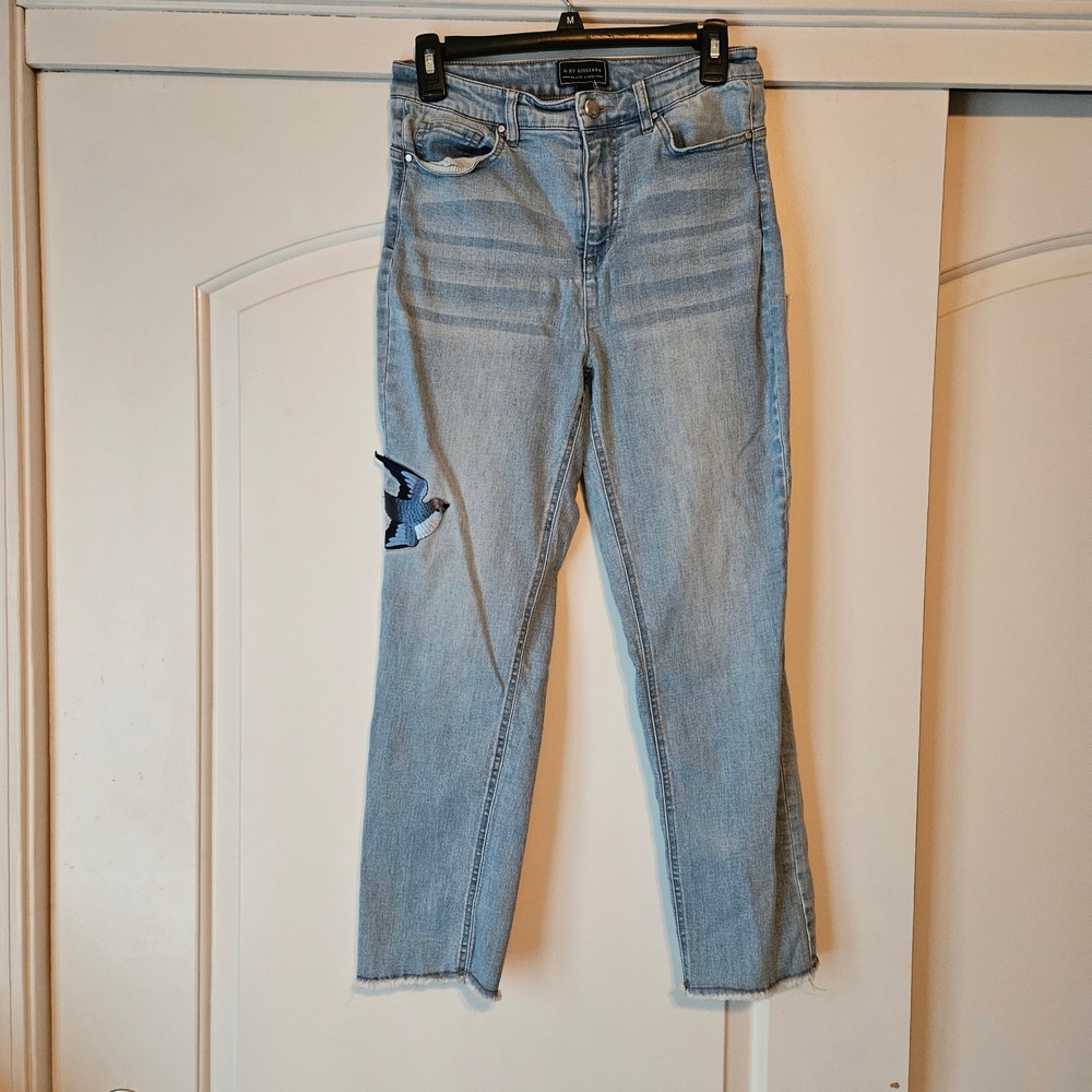 G by Giuliana Embroidered Bird Jeans Light Wash Raw Hem Size 4 Straight Teacher